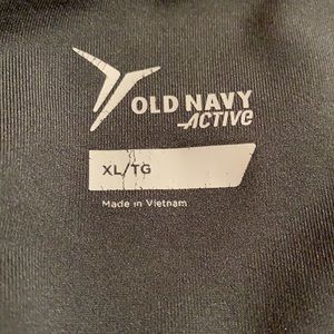 Old Navy Active Capri length pants size XL